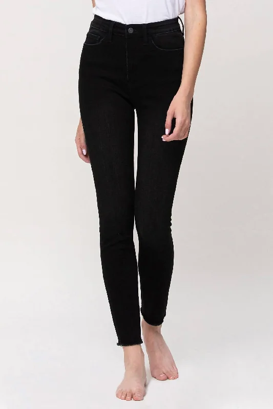 Women's Nyla Super High Rise Ankle Skinny Jeans In Black